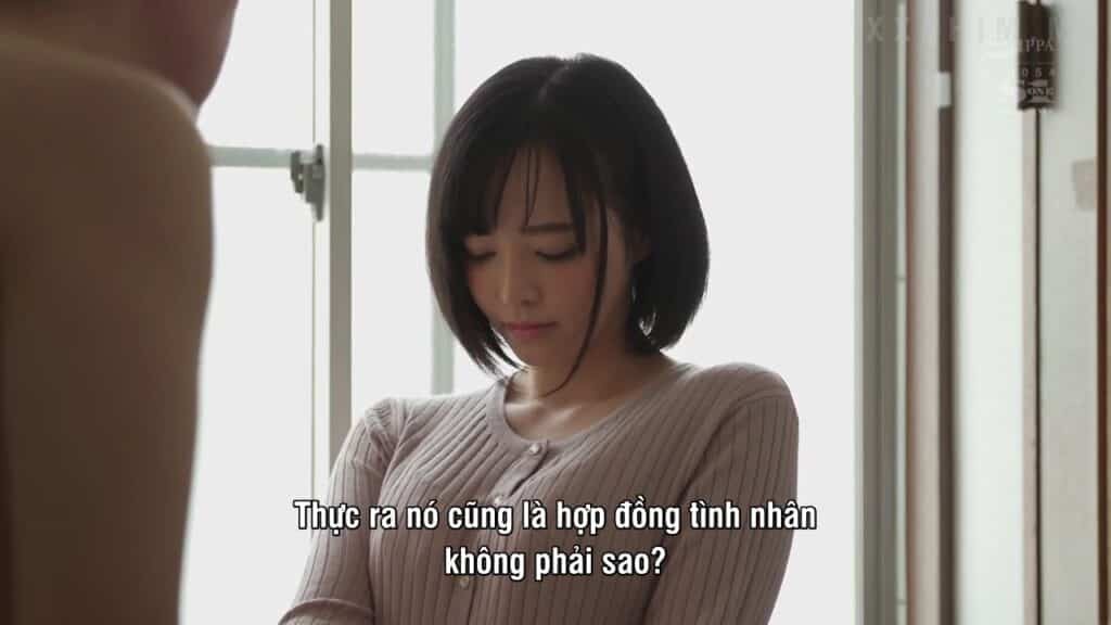 Cô bạn gái xinh đẹp ngủ với chủ nhà trả nợ cho bạn trai